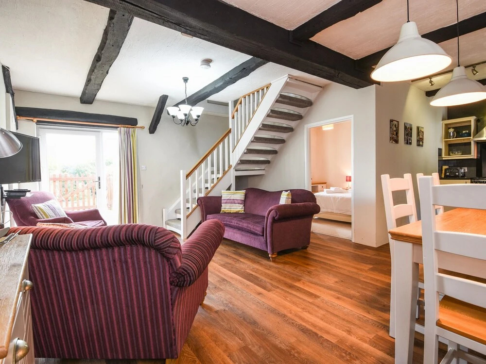 Holly Cottage