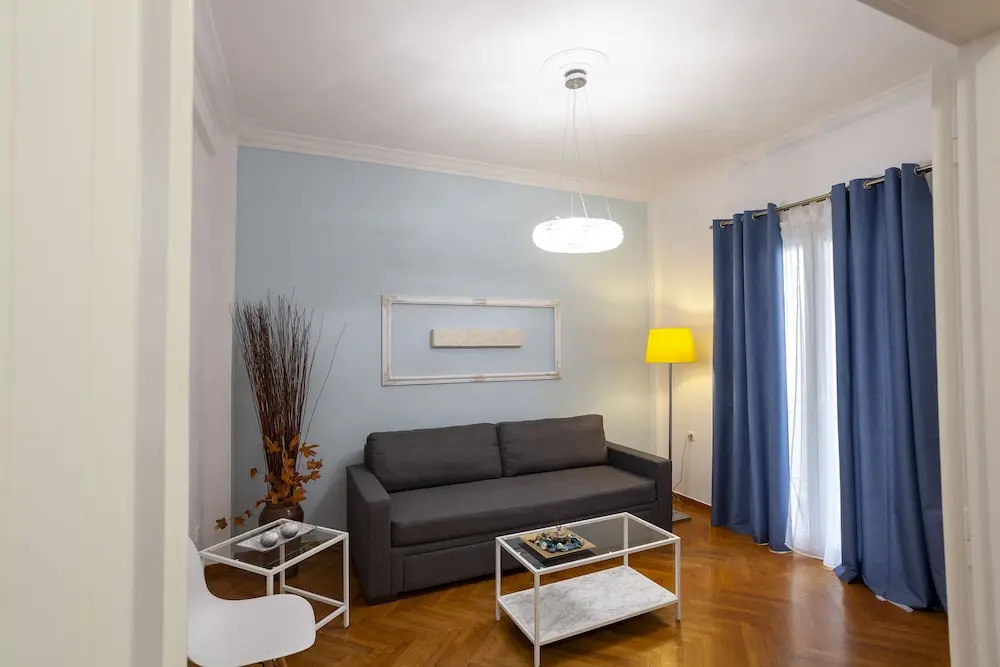 Athenian Fine Flat for 4