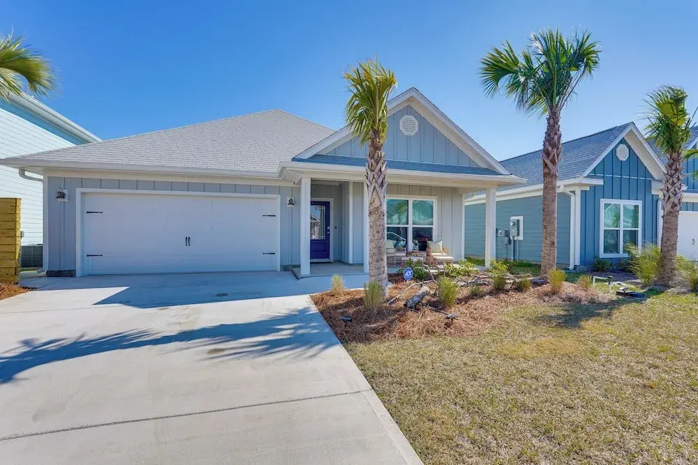 Walk to the Beach: Stylish Home in Port St Joe!