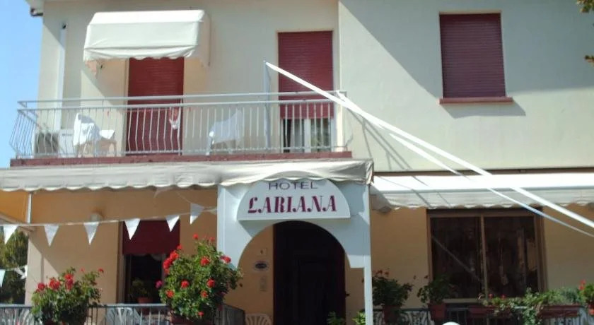 Hotel Lariana