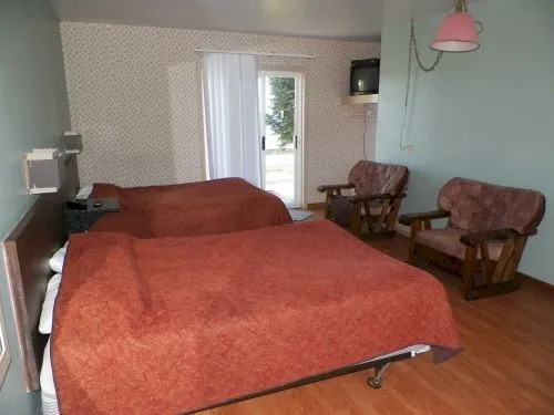 Bay Breeze Motel