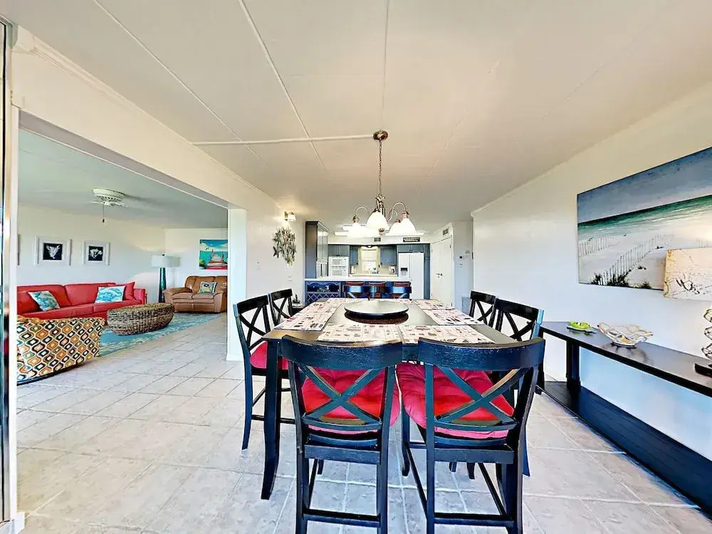 Beachfront Penthouse by RedAwning