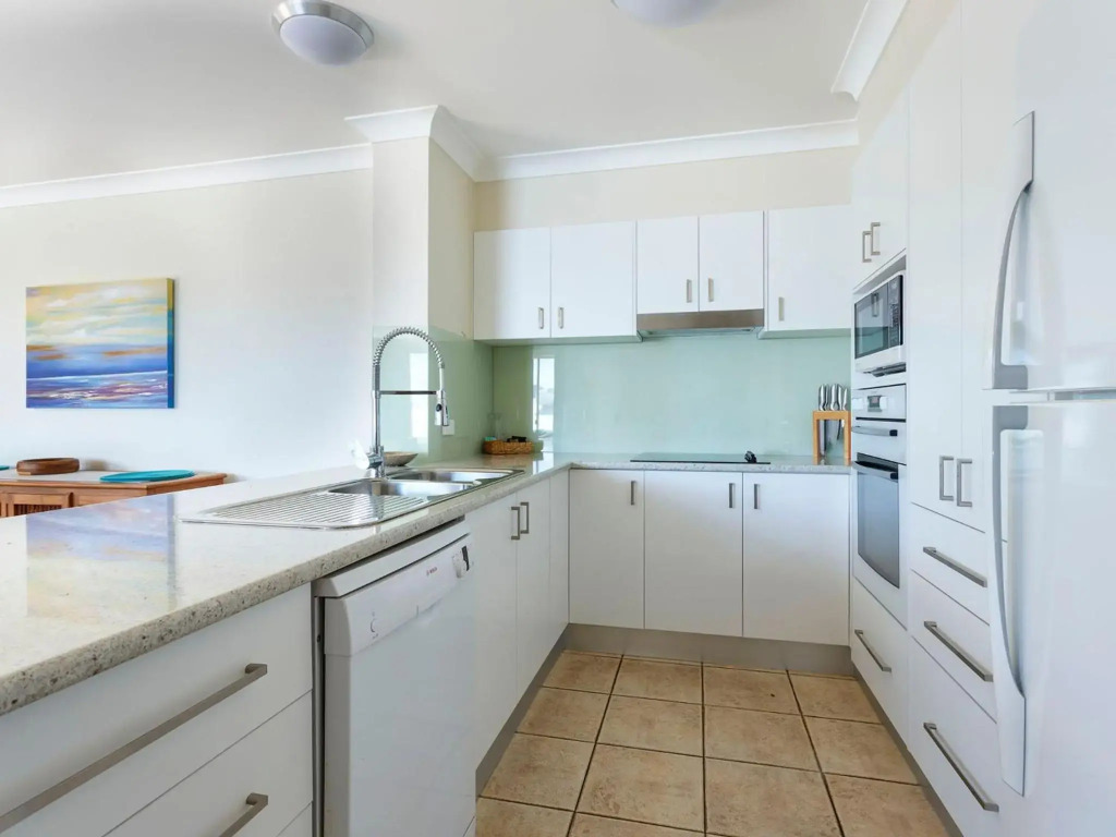 Aquarius Apartment 4
