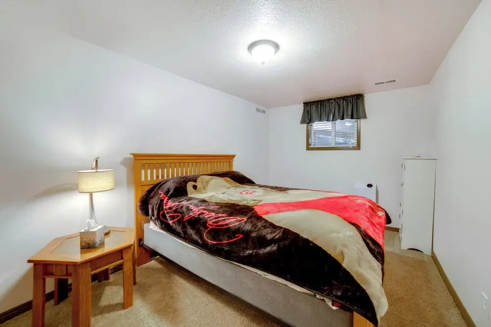Mtn-view Oasis w/ Pool Access in Garden Valley