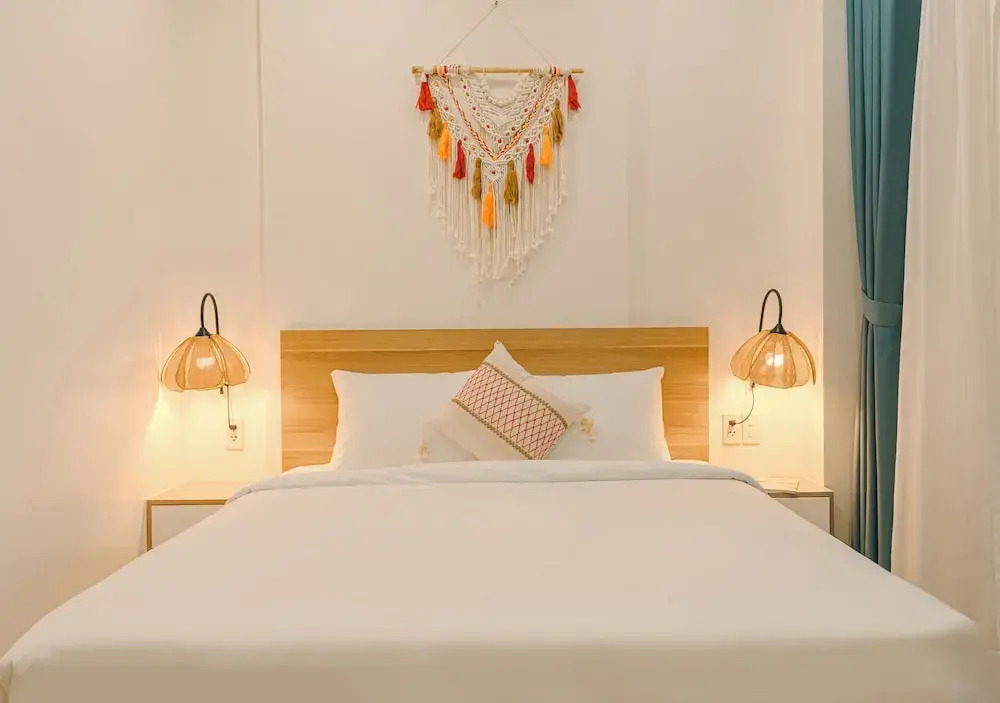 Rosy Hotel