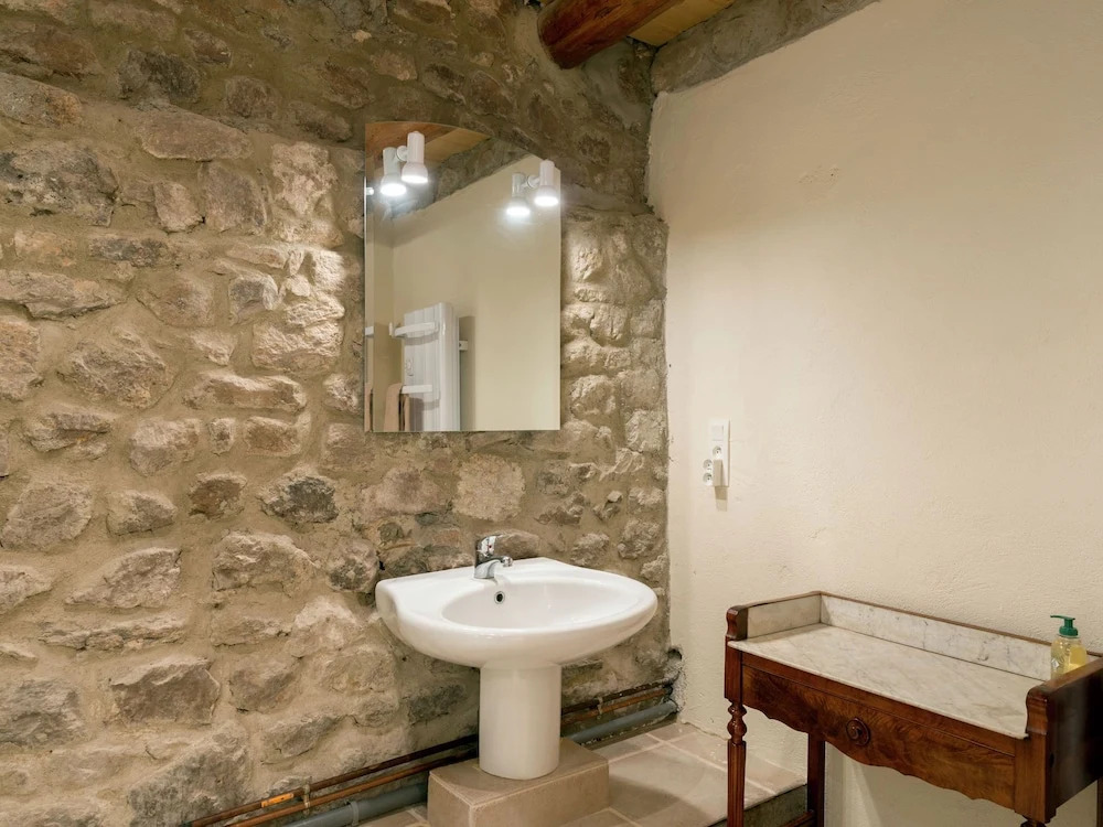 Secluded Stone Villa Retreat