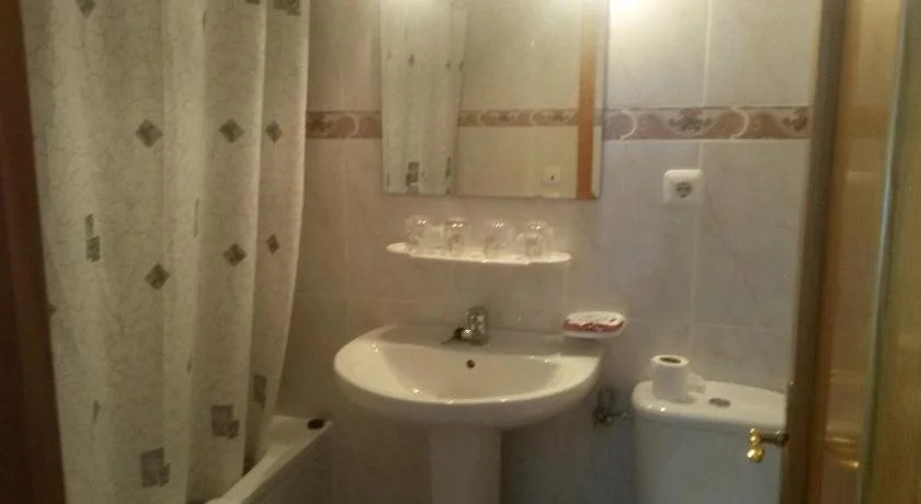 Hostal Residencia Taray