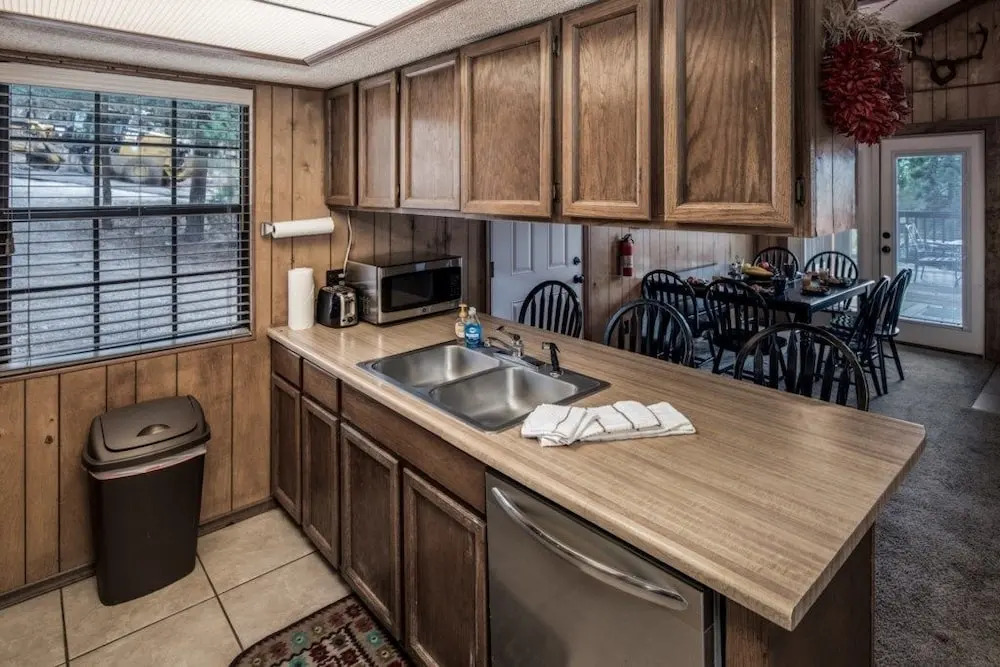 Chalmers - Three Bedroom Cabin
