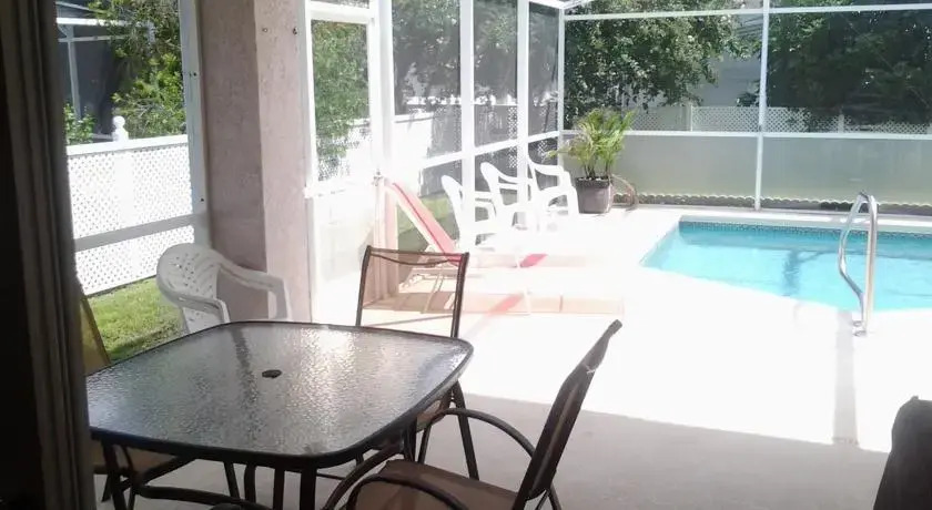 Indian Oaks Treasure by Florida Getaways