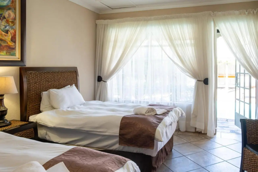 Borisimos Guest House Alberton