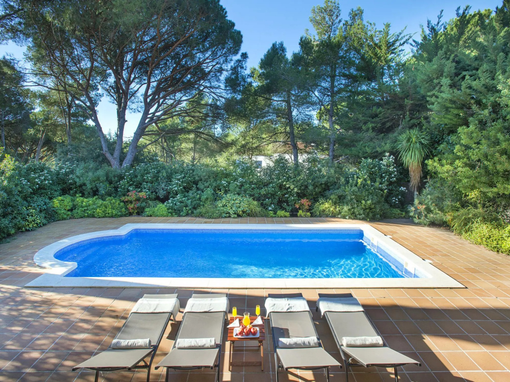Magnificent house situated in Llafranc with a private pool