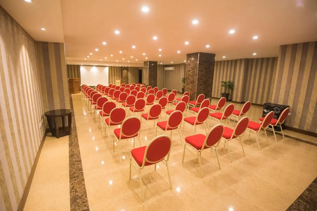 ROLES Hotel