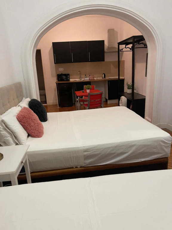 Grand Via House