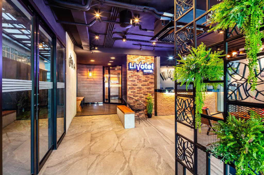 Livotel Express Hotel Bang Kruai Nonthaburi - No Parking