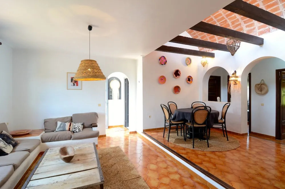 Casas Les Acacie
