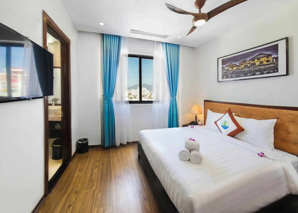 Ritzy Boutique Hotel Da Nang Beach