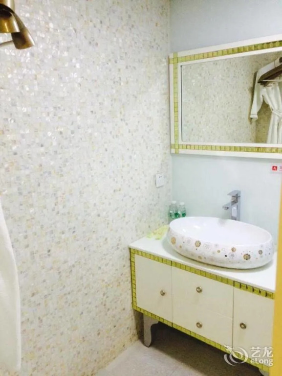Zhuhai Beijing Hotel