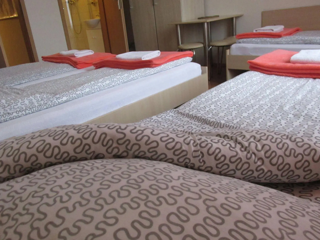 EURO-ROOM