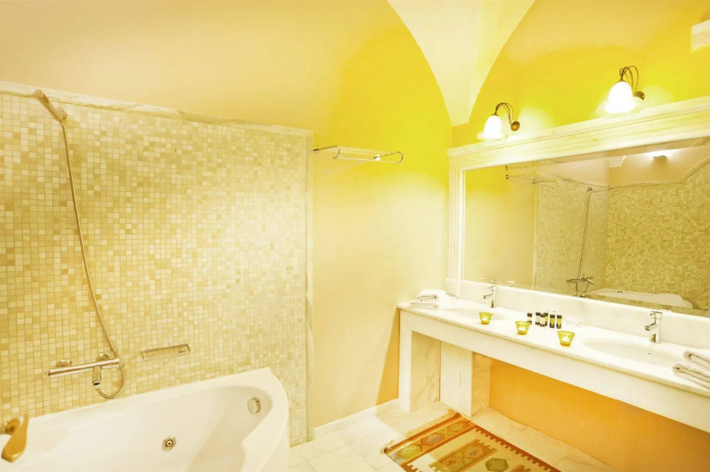Markezinis Suites