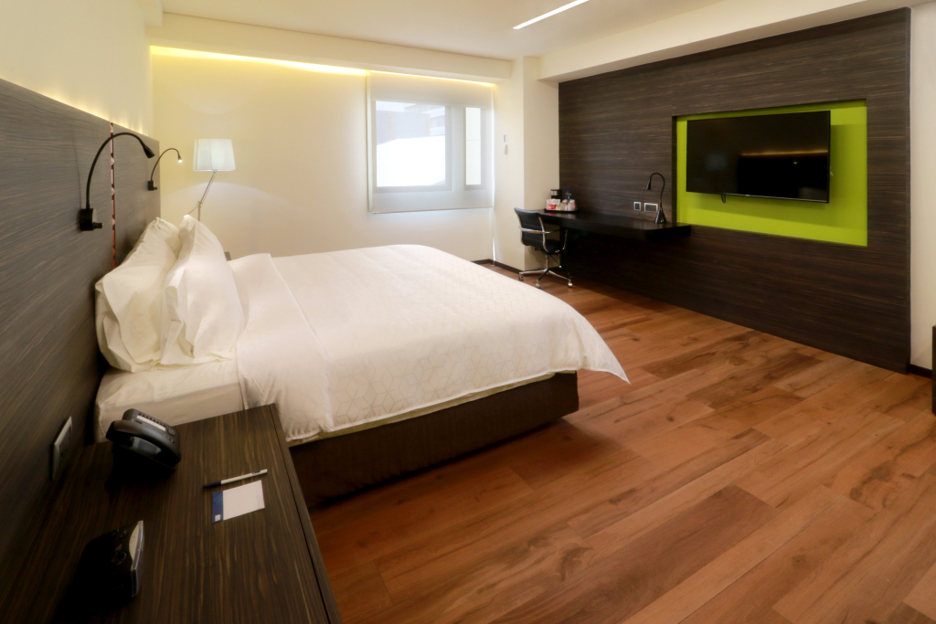 Holiday Inn Express Mexico Aeropuerto by IHG
