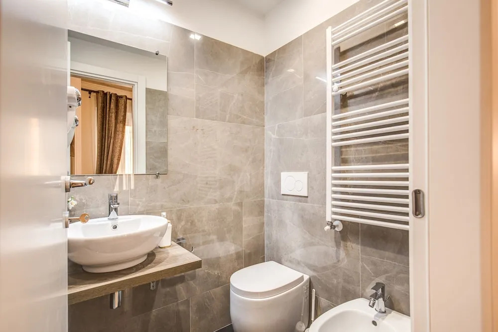 River Luxury Suites