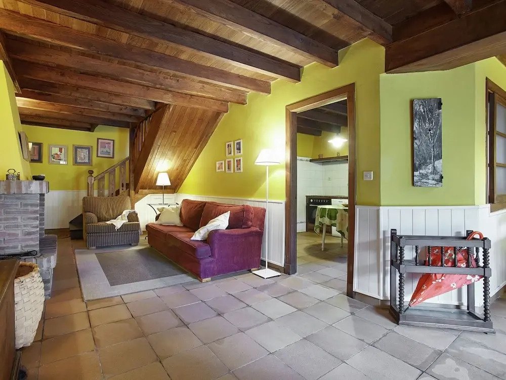 Beautiful Country House With Stunning Views of the Mountains of Asturias