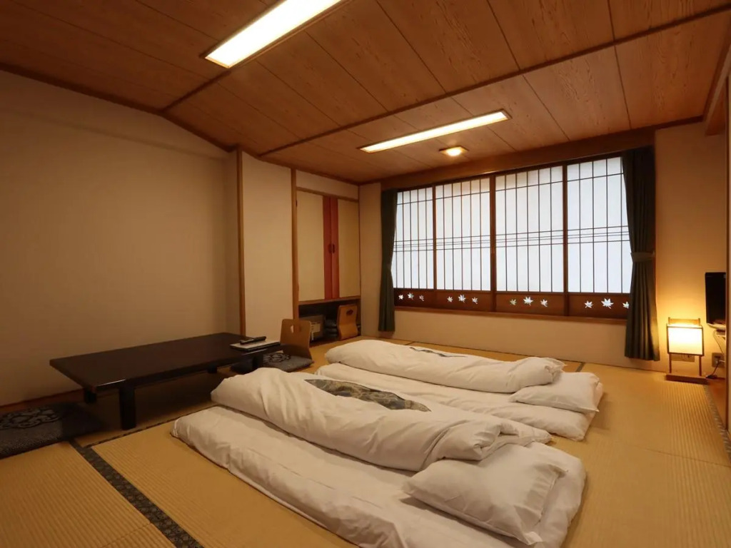 Nishiki-no-Yu Jimotoya