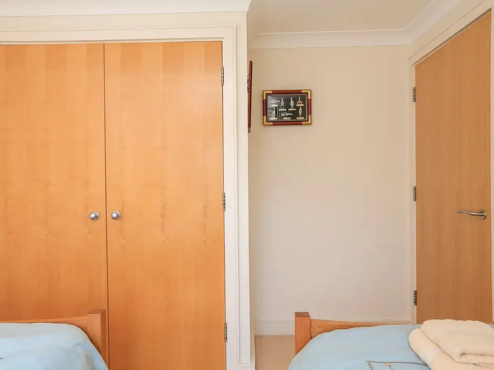 5 Thurlestone Beach