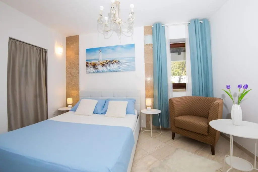 Apartments Nada