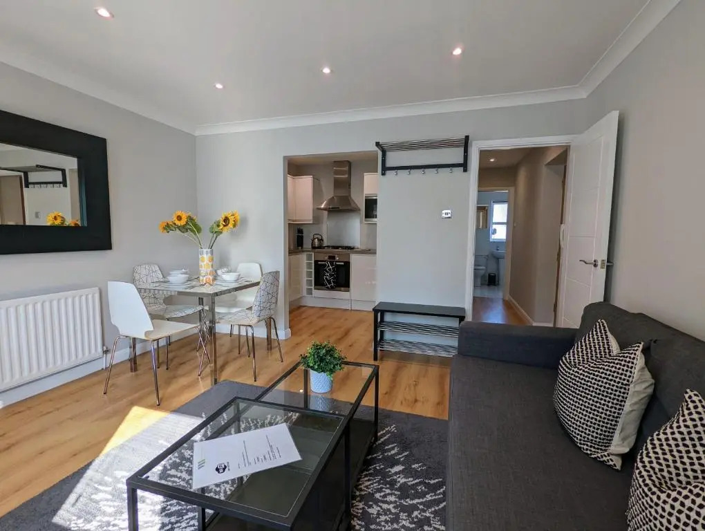 Saffron Court by Wycombe Apartments - Apt 08