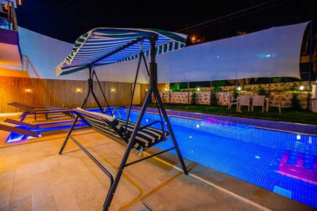 Fabulous Villa With Pool in Kas