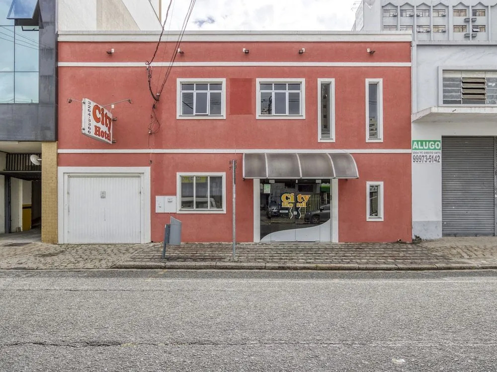 OYO City Hotel, Curitiba