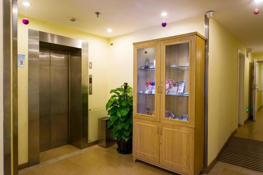 Home Inn Chengdu Century City New Exhibition Center