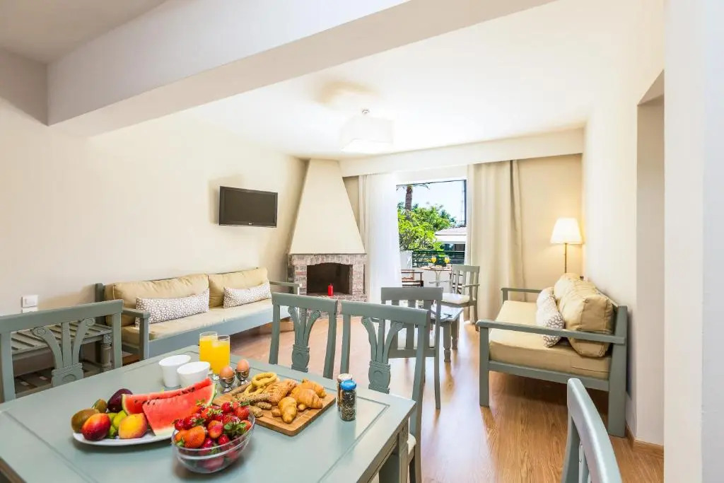 Trefon Hotel Apartments and Family Suites