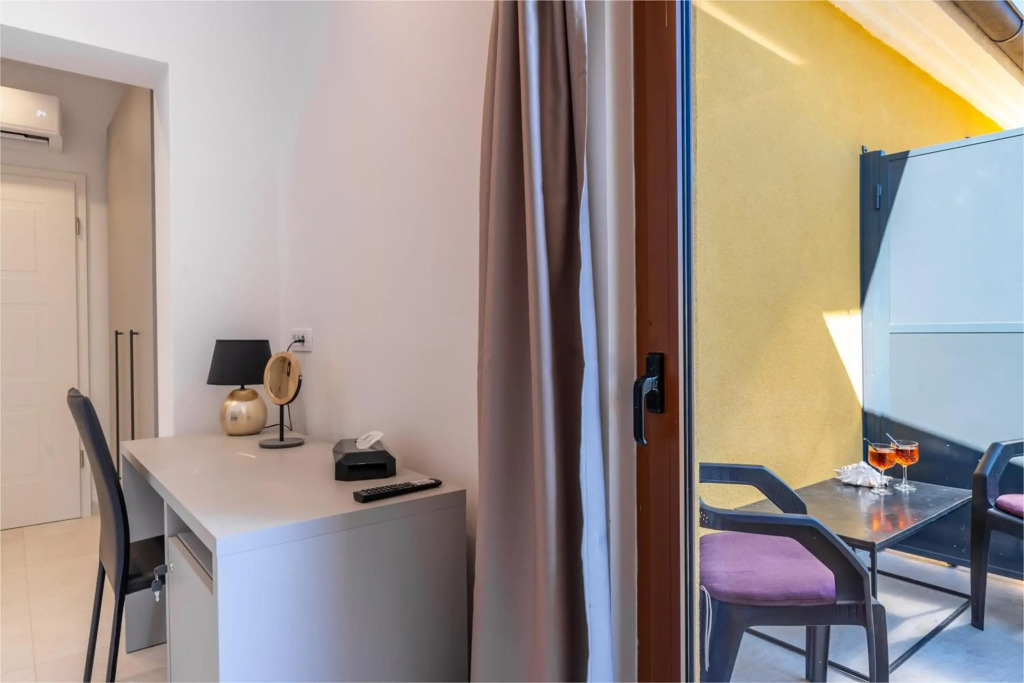 Rooms with free parking