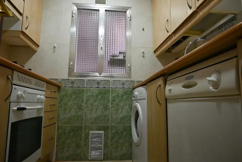 M Amu10 Amplia Vivienda de dos Dormitorios en el