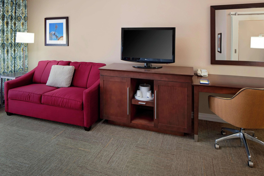 Hampton Inn & Suites Denton