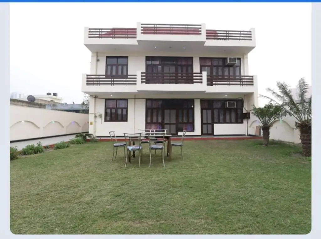 Noida Dreamz 46
