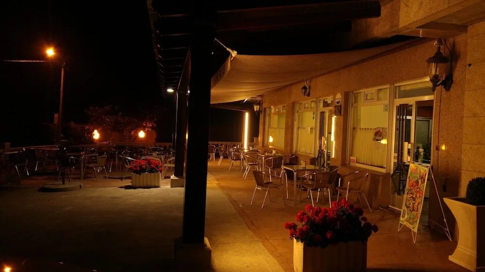 As Eiras Lires Hotel Restaurante