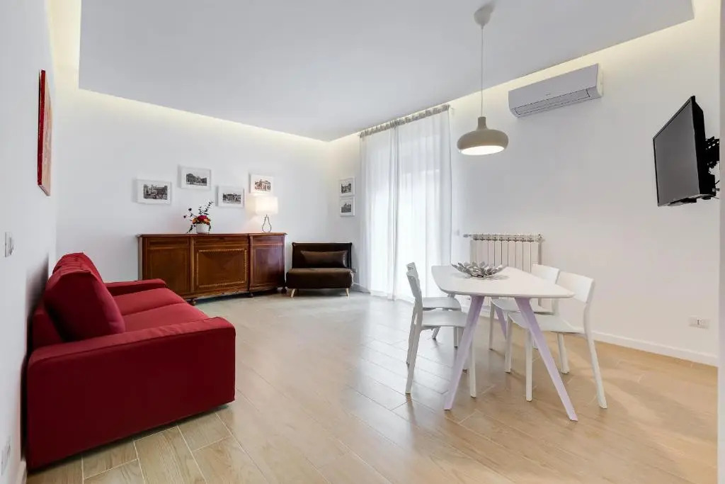 Lovely  3 rooms apartment close Trastevere Station