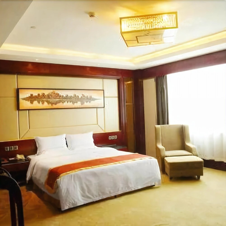 Xintianjiao Commercial Hotel