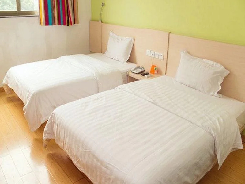 7 Days Inn Hangzhou West Lake Leifeng Tower Wangjiangmen Branch