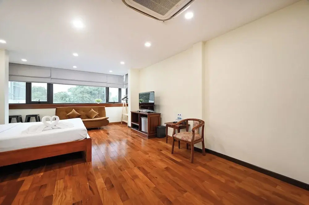 Red Sun Sài Gòn Hotel