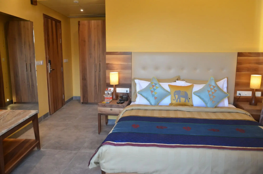 juSTa Luxe Sajjangarh Resort & Spa, Udaipur