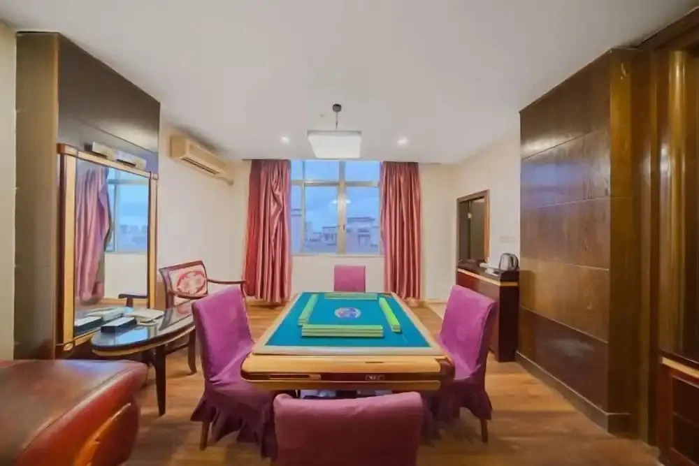 Zhongying Hotel