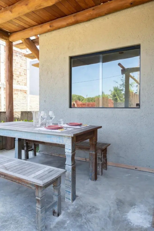 Incr vel Casa com Area Externa Particular