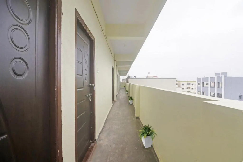 OYO 93028 Hotel Venkateshwara Grand