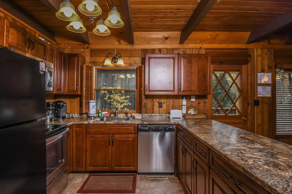 Creekside Cove 4 Bedroom House