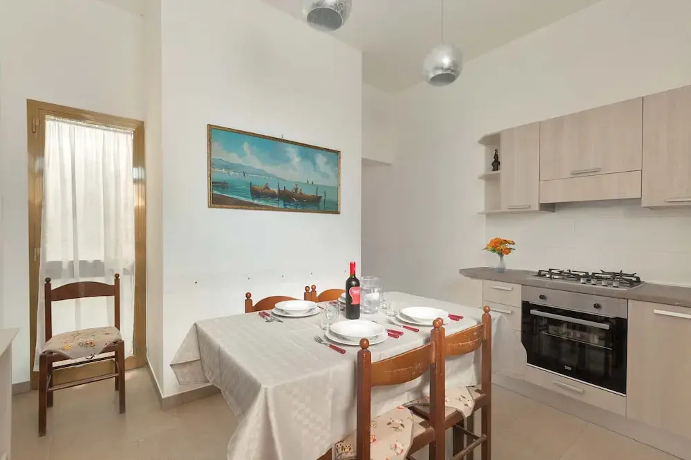 1826 Villetta Solaire