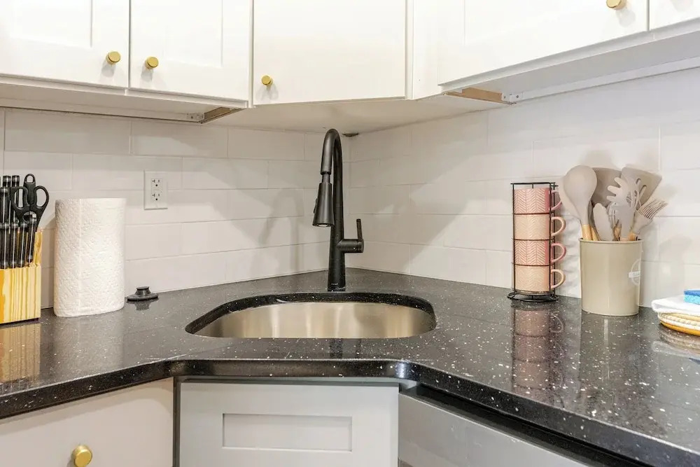 Cozy Stay Near Fishtown - Close to Subway & Center City by Globenest